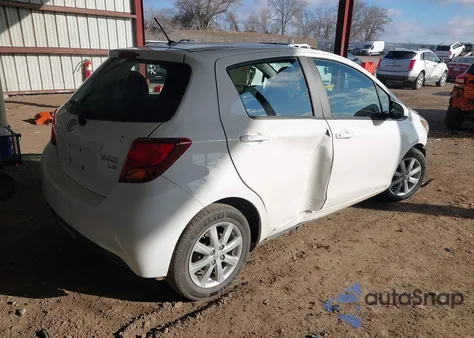 2015 Toyota Yaris Le z USA, uszkodzony, nr VIN VNKKTUD35FA040466